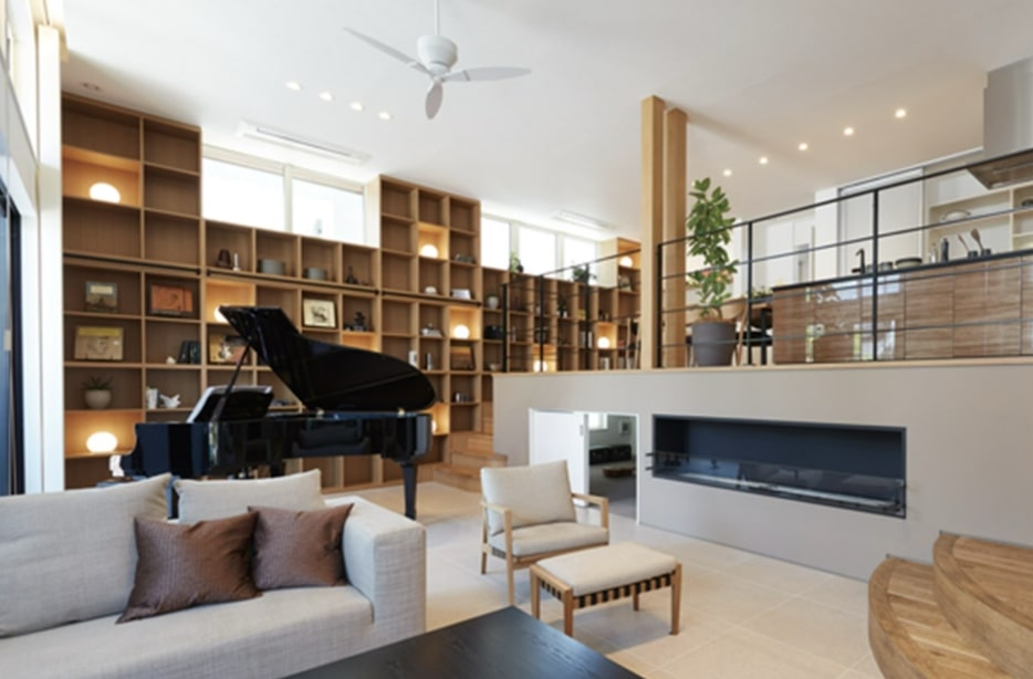 室内にエアコンがないから叶う広々リビング