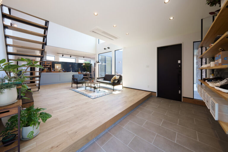 遊び心あふれる、家族と育つ家