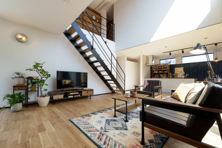 遊び心あふれる、家族と育つ家