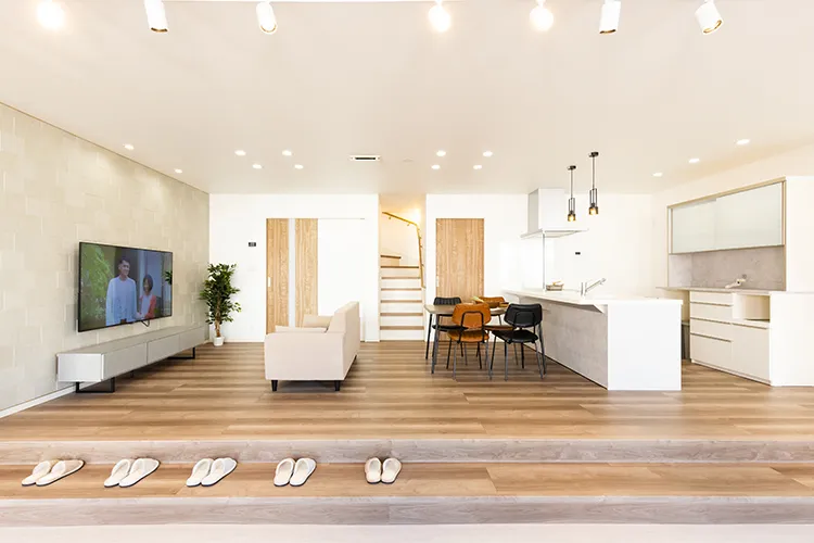 伊敷店外観・内観