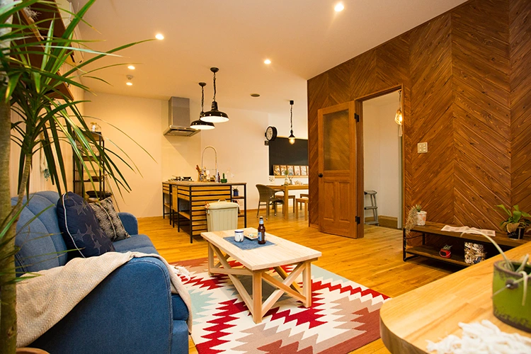 谷山店外観・内観